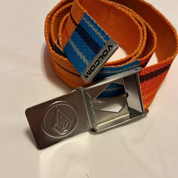 VOLCOM Men’s Adjustable Webb Belt orange/Blue/Black NWOTS - Picture 2 of 4